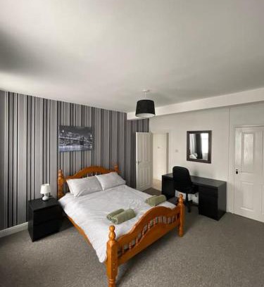 Cleator Moor Apartment | CosyFlat2 Base for C2C Western Lakes Sellafield Contractors