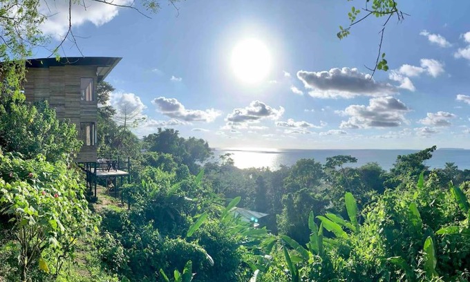 Drake Bay House | Cotinga Nest - King Bed, Ocean View