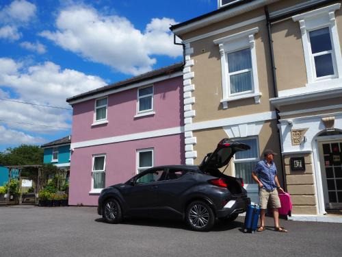 Stroud Apartment | Cotswold Aparthotel