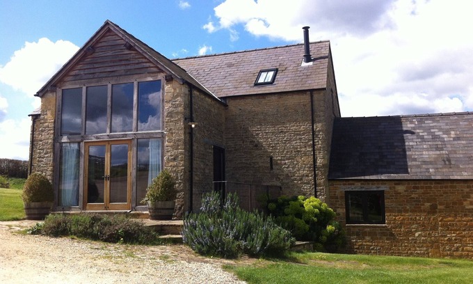 Whichford House | Cotswold Barn Conversion