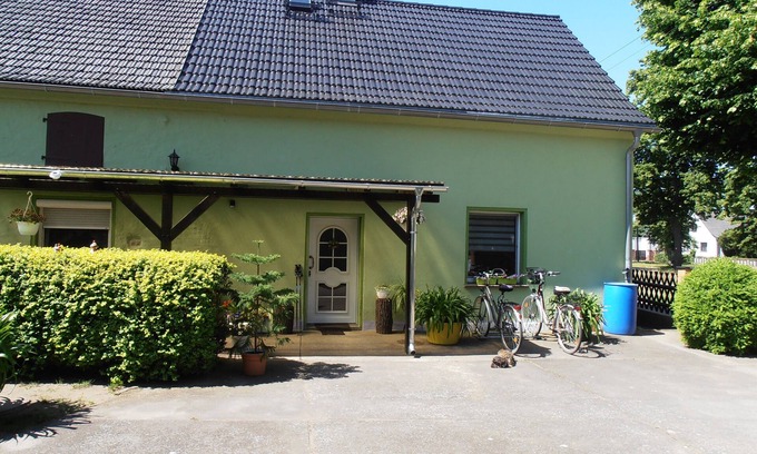 Bad Liebenwerda House | Cottage on the village green