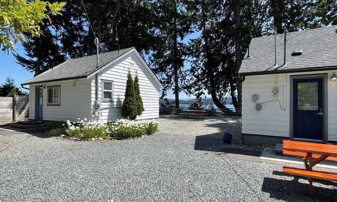 Sooke Cottage | Cottage 1& 2 with Waterfront and Beach Access