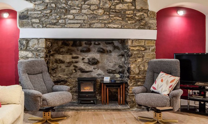 Llanfynydd Cottage | Cottage ∙ 2 bedrooms ∙ 4 guests