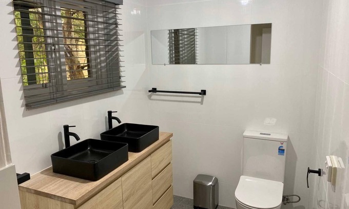 Torrens Park Cottage | Cottage - 3 Bedrooms & 2-bathroom Cottage