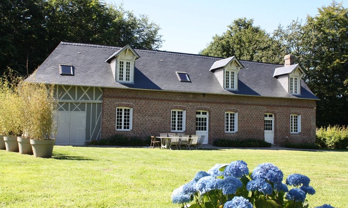 Paluel Cottage | Cottage 3km sea, 5 minutes Lac de Caniel, 1km golf