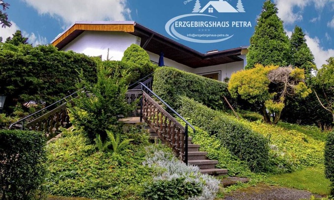 Pockau-Lengefeld House | Cottage 4 stars - quiet location - fenced garden pet allowed - garage