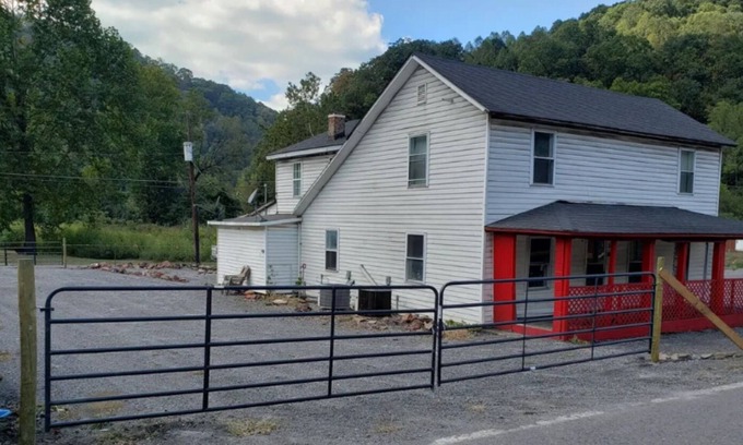 Eckman Cottage | Cottage 5 In Eckman Central to Hatfield McCoy trails. ATV Rental Offered!