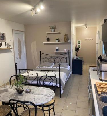 Ardentes House | Cottage a la campagne avec piscine et SPA