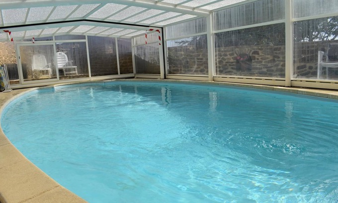 Bonnac Cottage | Cottage 'Au Bon Accueil' with Mountain View, Private Pool and Wi-Fi
