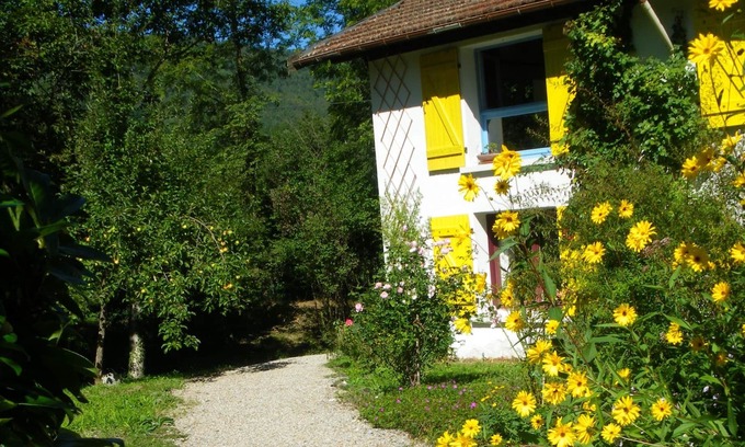 Fougax-et-Barrineuf Cottage | Cottage "Au Murmure de l'Hers" for 10 people