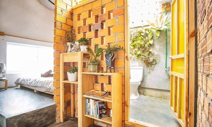 Da Lat Cottage | Cottage by the hill.