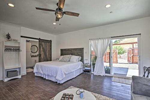 Bradley Apartment | Cottage by the Lakes with Patio by Lake Nacimiento