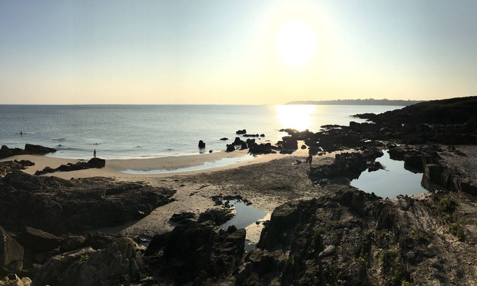Moelan-sur-Mer Cottage | COTTAGE des RIAS 2 guest rooms or 1 suite 172 m from the sea without TV