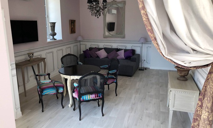 Azay-le-Rideau House | Cottage du Chateau with swimming pool in the heart of Azay Rideau castles