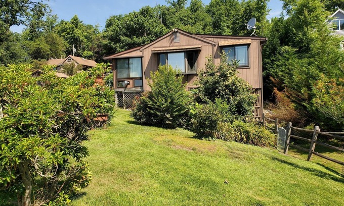 Elkton Cottage | Cottage Elkton Maryland with Waterview