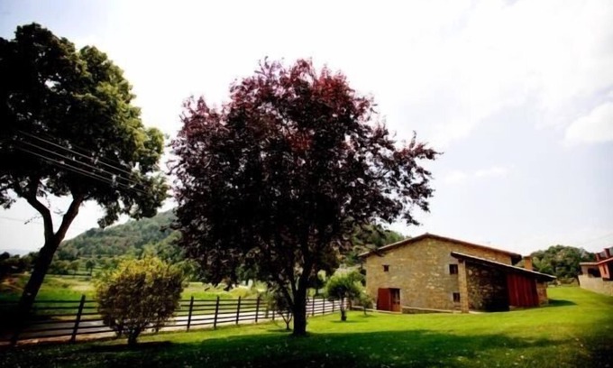 Santa Maria de Besora Cottage | Cottage for 8 people in the Catalan pre-Pyrenees