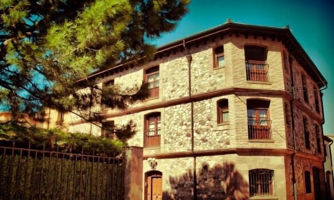 Badaran House | Cottage for 18 people with garden and picnic