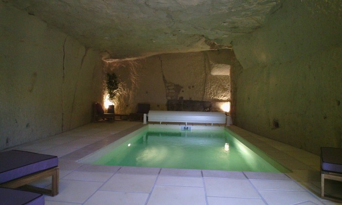Bourre House | Cottage 8 pers. between Beauval and Chenonceau - swimming troglo