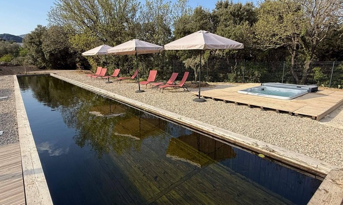Saint-Mathieu-de-Treviers House | Cottage 'Avec Piscine De 25 M Et Spa' with Mountain View, Private Pool and Wi-Fi