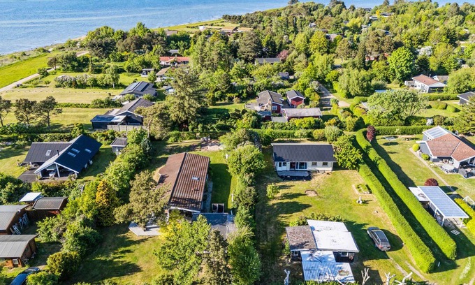 Follenslev House | Cottage holiday with peace, nature and beach