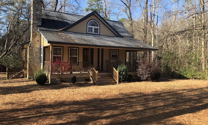 Wagener House | Cottage/House 40 Minute EZ Drive To Master Golf Tournament