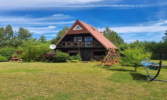 Grabowo Koscierskie House | Cottage in Koscierzyna with Lake Nearby