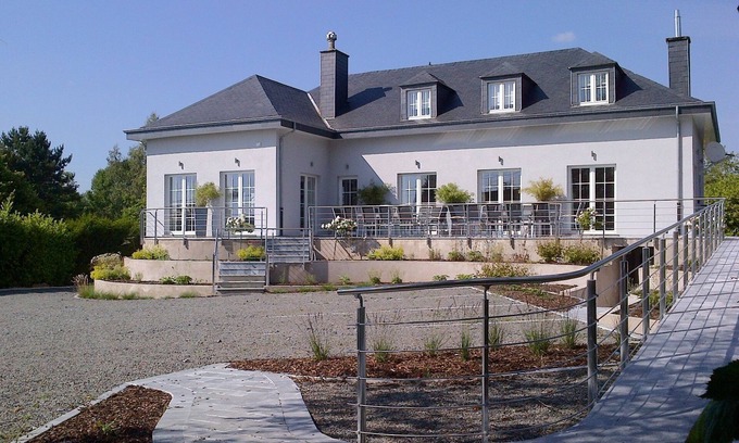 Libin Cottage | Cottage in Ochamps with Private Pool & Sauna