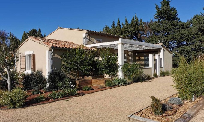 Aureille House | Cottage in Provence in the heart of the Alpilles for 4 to 6 people