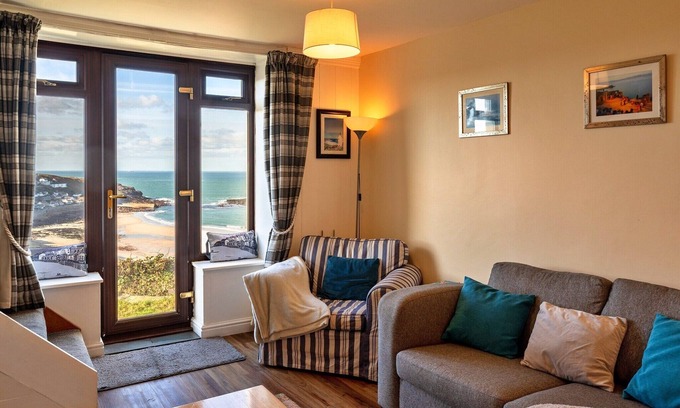 Penzance Cottage | Cottage in Sennen Cove with Stunning Beach Views