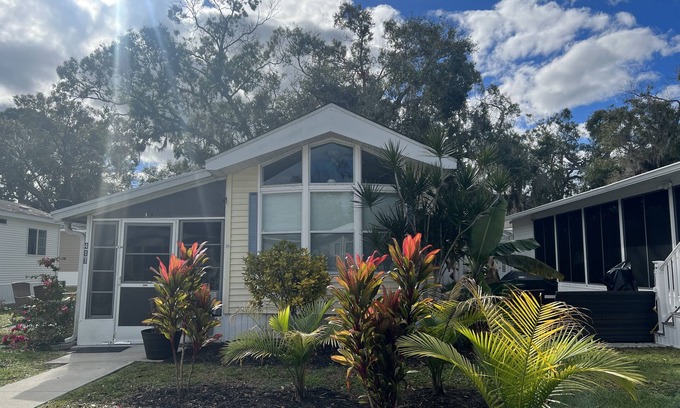 Braden River House | Cottage in Sun Outdoors Sarasota