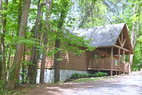 Sevierville House | Cottage In The Pines #297