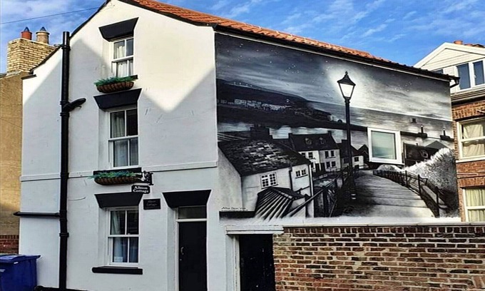 Whitby Cottage | Cottage in Whitby near Scenic Seafront