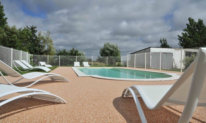 Soullans Cottage | Cottage "La Salicorne" - Domaine les Rochelles