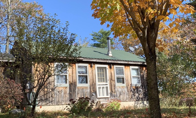 Temple Cottage | Cottage Land from the end
