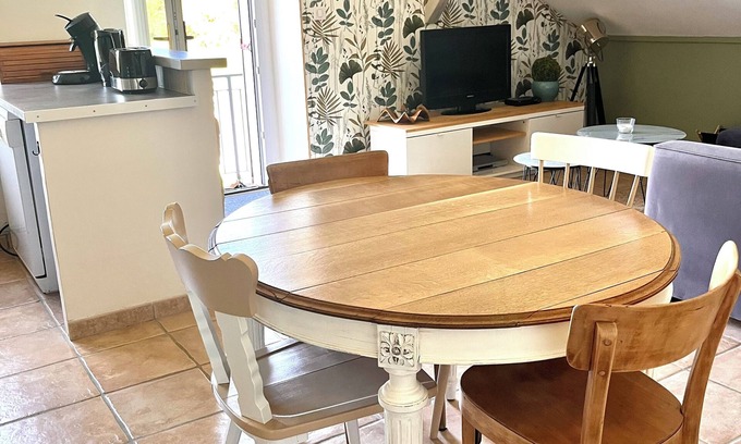 Bonlieu Apartment | Cottage life below in the heart of the lakes region