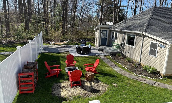 Camp Ellis Cottage | Cottage - Minutes from the Beach