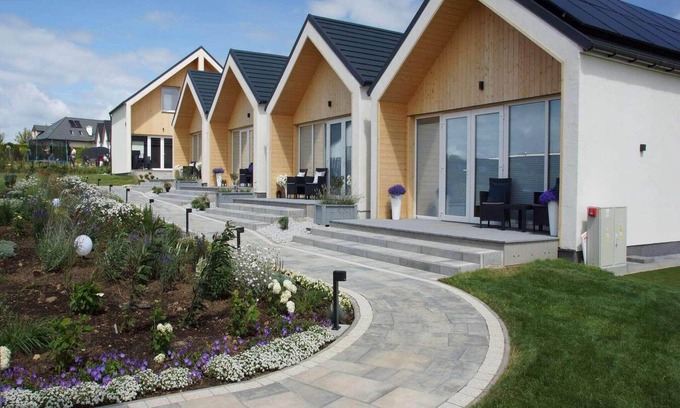 Mielno House | Cottage near Mielenko Beach and Lake Jamno