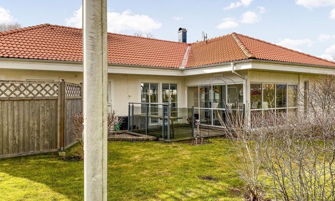 Vadstena House | Cottage near Vättern