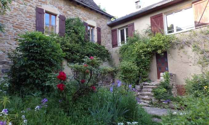 Marvejols House | COTTAGE OF LIRIO DU GEVAUDAN FULL HEART OF LOZERE IDEAL FOR 10/12 ADULTS