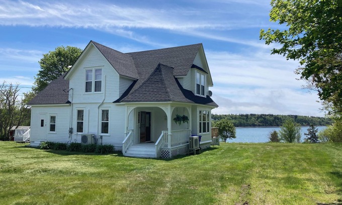 Welshpool Other | Cottage on Friar's Bay