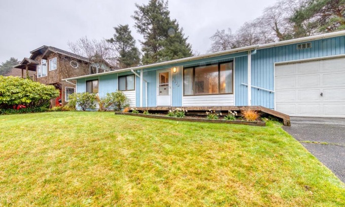 Tolovana Park House | Cottage on Hemlock Street
