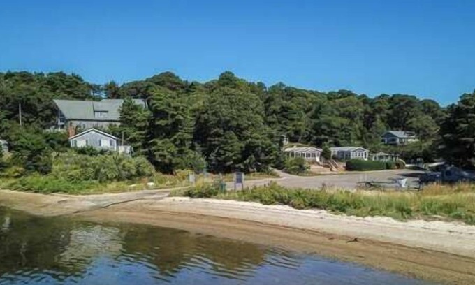 South Dennis Cottage | Cottage on Large Pond Access to Bass River Updated Interior AC Wifi Dog Friendly