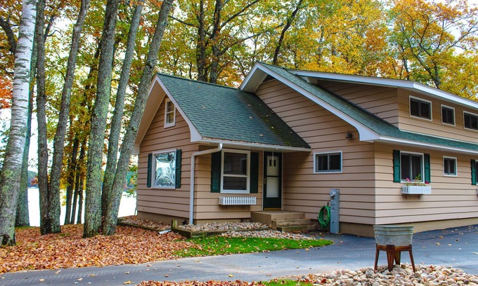 St Germain House | Cottage on South Bay on Little St Germain Lake