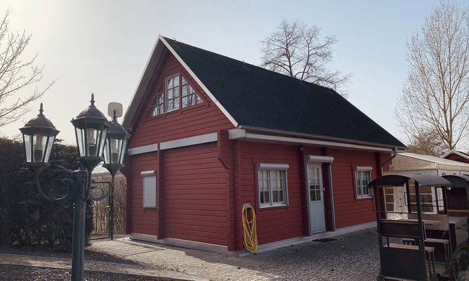 Kastellaun House | Cottage on the Black Pond