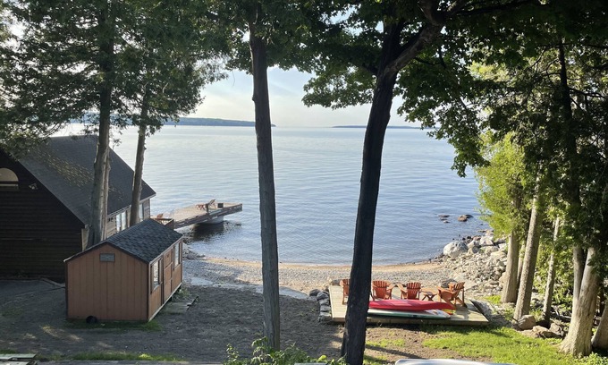 Port McNicoll Cottage | Cottage on the Lake