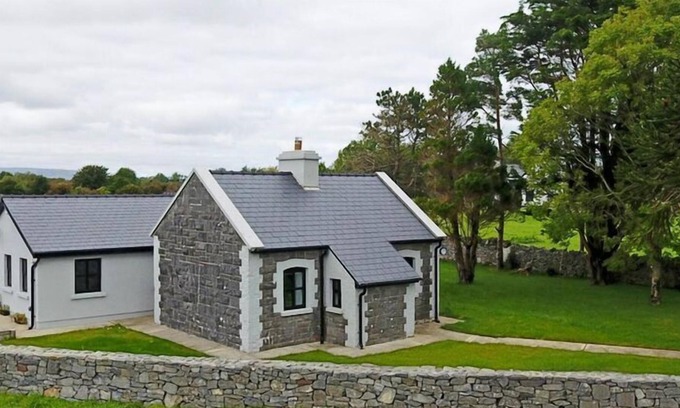 Oughterard House | Cottage, Oughterard