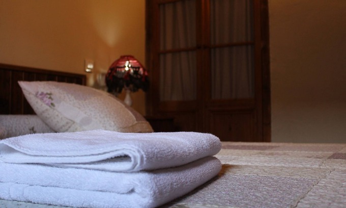Velamazan Cottage | Cottage-Private Bathroom