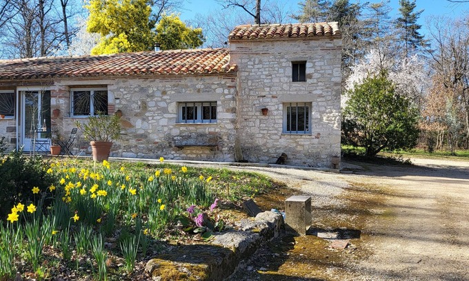 Tecou House | Cottage rental Gaillac countryside