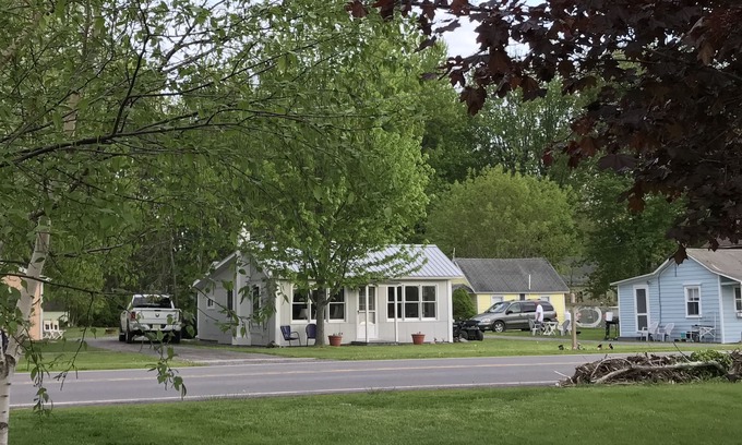 Cape Vincent House | Cottage Rental on the beautiful St. Lawrence River