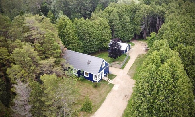 Flesherton Cottage | Cottage Retreat on 11 Acres!